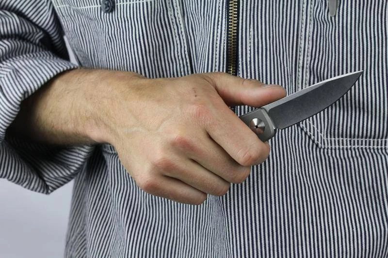 Flash Sale π CHRIS REEVE KNIVES Chris Reeves Impinda β¨ 4 CHRIS REEVE KNIVES Chris Reeves Impinda