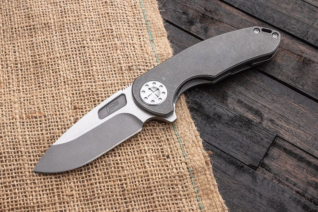 Outlet 🎉 CURTISS CUSTOM KNIVES Curtiss F3 Medium Flipper Knife 3.25" CTS-XHP Slicer Blade, Standard Titanium Handles - F3 Medium SL/FL 👍 7 CURTISS CUSTOM KNIVES Curtiss F3 Medium Flipper Knife 3.25" CTS-XHP Slicer Blade, Standard Titanium Handles - F3 Medium SL/FL