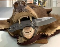 CURTISS CUSTOM KNIVES Curtiss Knives F3 Medium CTS-XHP Wharncliffe Non-Flipper Slim Folder WH/NF