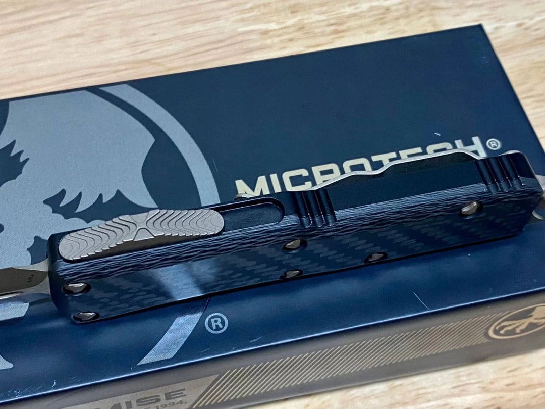 Budget ๐ Microtech UTX-85 D/E SS Carbon Fiber Top Bronze Apocalyptic 232-13APCFS ๐ 4 Microtech UTX-85 D/E SS Carbon Fiber Top Bronze Apocalyptic 232-13APCFS
