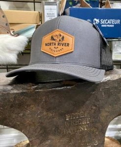 NORTH RIVER OUTDOORS TRUCKER HAT Hats & Accessories