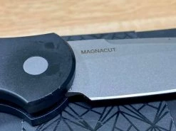 Outlet π PROTECH KNIVES Pro-Tech TR-3 MC1 Magnacut Knife Fish Scale Black π 12 PROTECH KNIVES Pro-Tech TR-3 MC1 Magnacut Knife Fish Scale Black