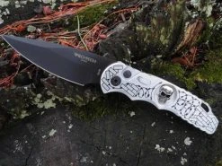 PROTECH KNIVES All Knife Brands ProTech TR-5.62 Shaw Skull & Barbed Wire DLC (USA)